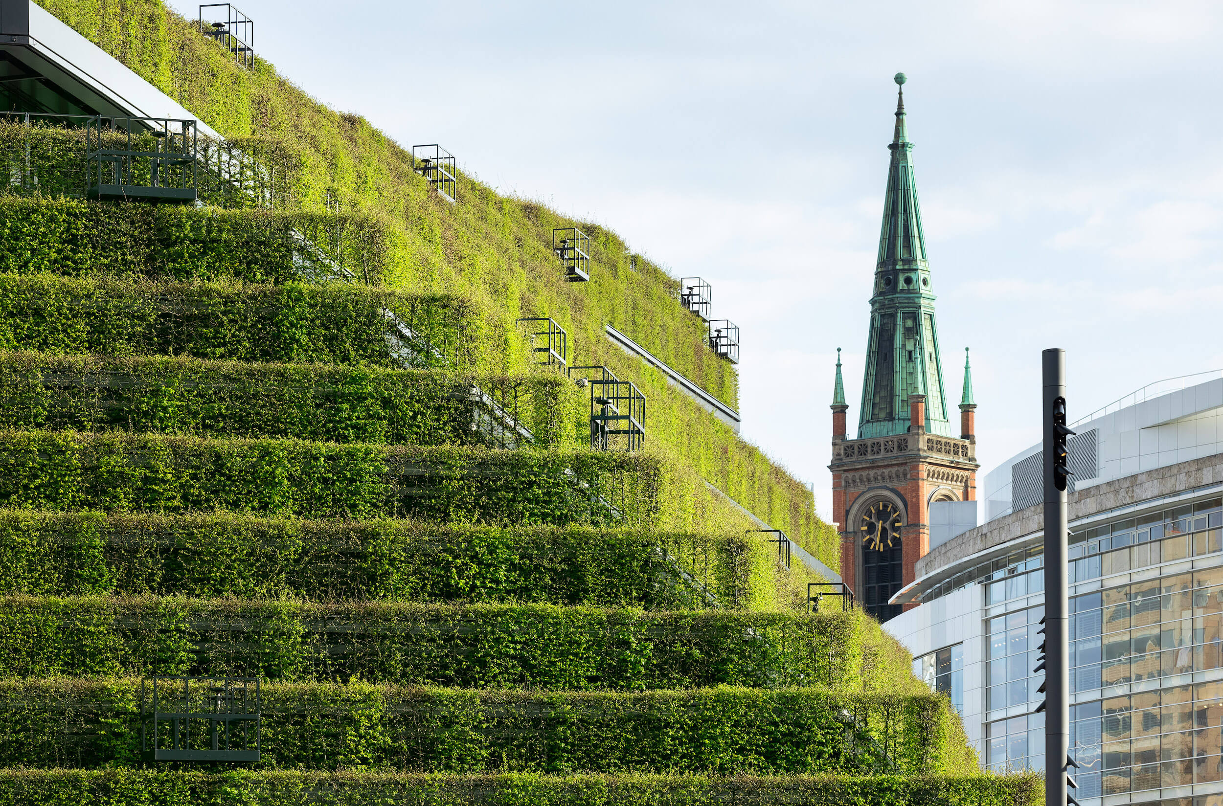 Kö-Bogen II, Düsseldorf, Europas größte Grünfassade, nachhaltige Architektur